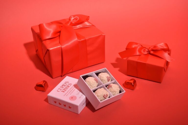 Best 15 Keto-Friendly Valentine's Day Gifts & Baskets for HimHer [Guide]